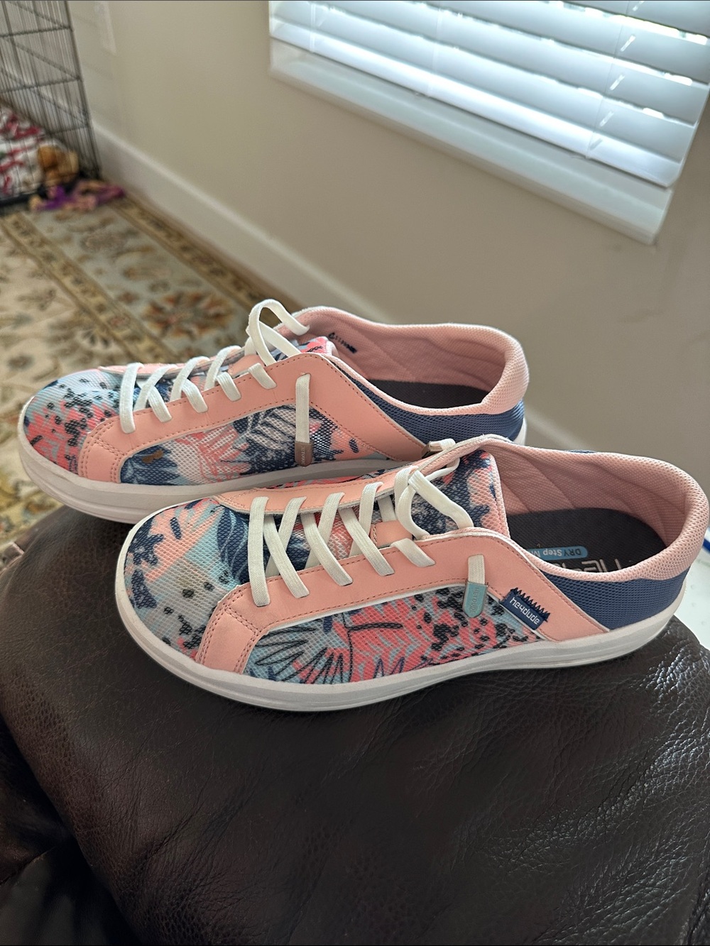 Pre-owned Worn 2x Hey Dude Karina Breeze